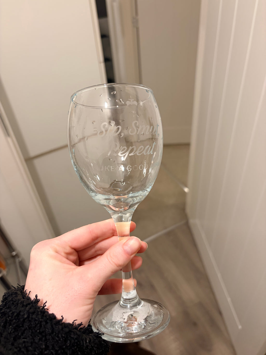 Sip, Smut, Repeat Wine Glass