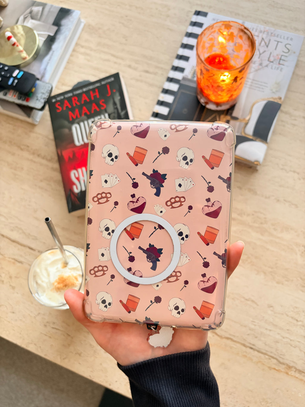 Mafia Romance Seamless Pattern