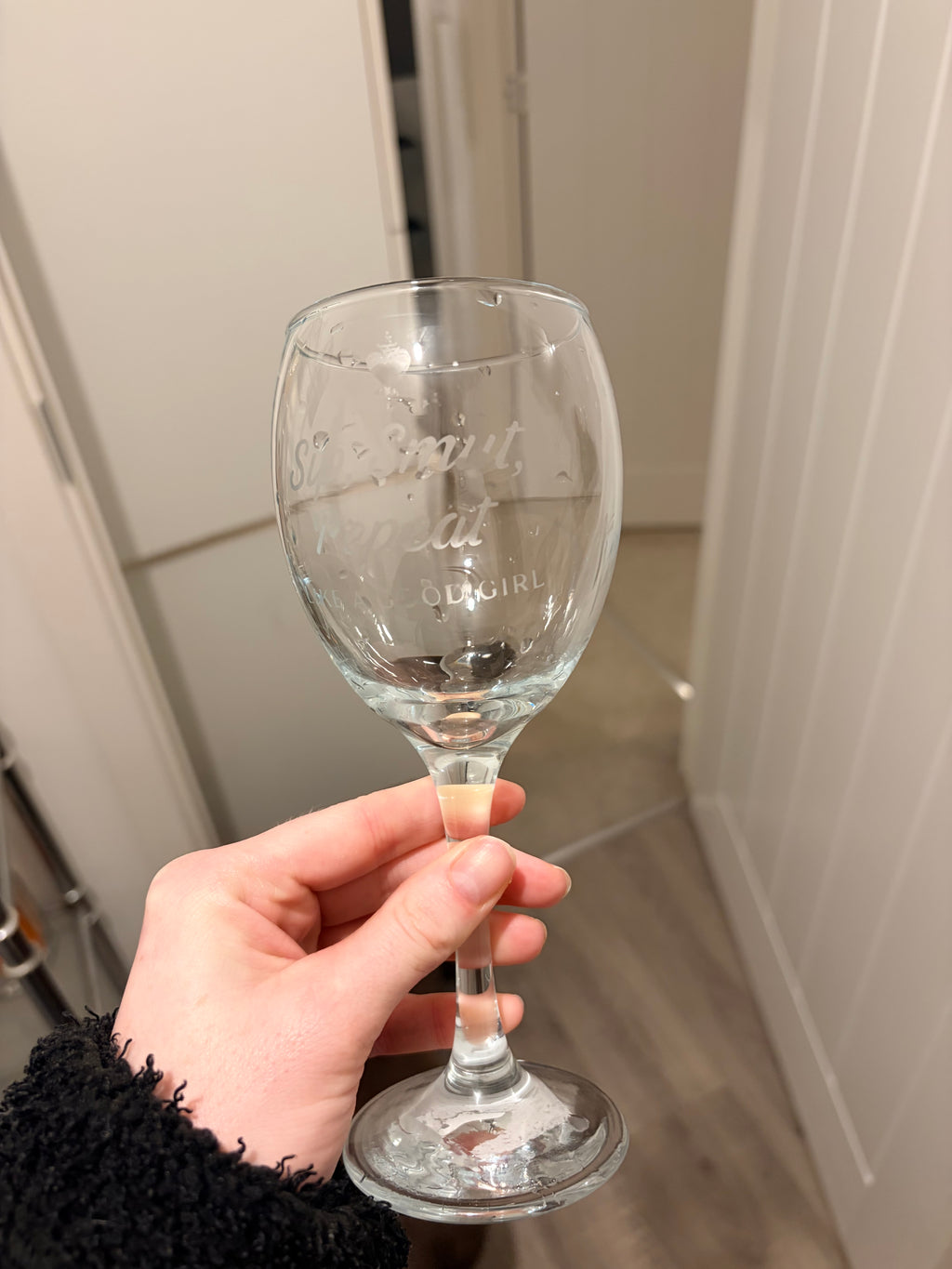 Sip, Smut, Repeat Wine Glass